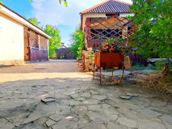 Продам дом 4х-комн, , Петровский район, Кременец Донецк