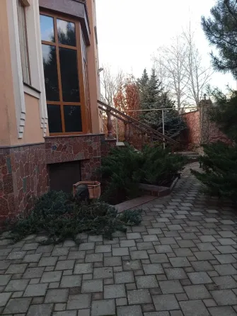 Просторный отличный дом 363кв, участок 18сот в собственности, Ботанический сад Донецк