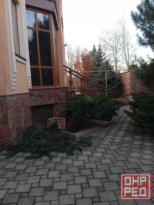 Просторный отличный дом 363кв, участок 18сот в собственности, Ботанический сад Донецк - изображение 1