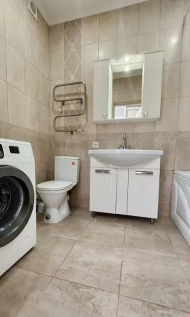 сдаю однокомнатную квартиру 38.0 м² этаж 6, донецк, калининский район, улица Донецк