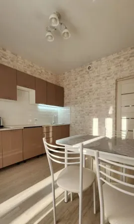 сдаю однокомнатную квартиру 38.0 м² этаж 6, донецк, калининский район, улица Донецк