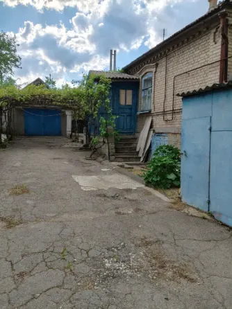 Срочно продам дом в центре Старобешева Старобешево