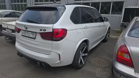 Продам bmw x5f15 2014 4.4 Донецк