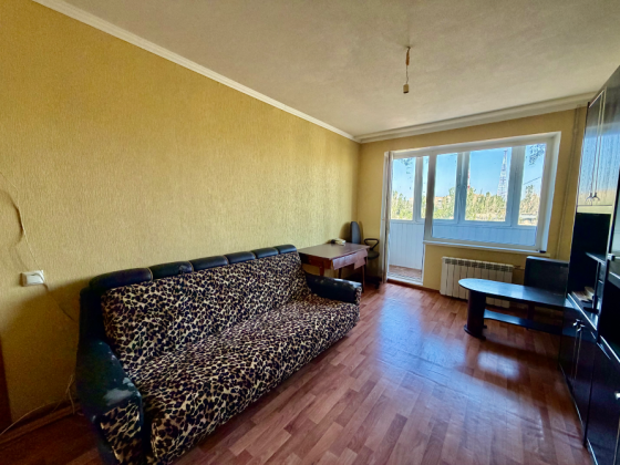 Продажа 3 ком. кв-ры по ул. Ионова, о-р Соловки, Ленинский р-н, г. Донецк Донецк