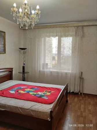 Продаётся 3 к квартира на Комсомольском бульваре, Левый берег. Мариуполь