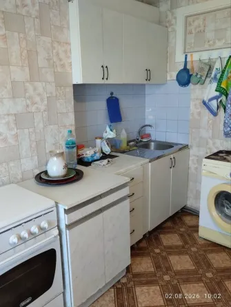 Продается большая 1 к.кв-ра на Левом берегу, в отличном месте рядом с морем. Мариуполь