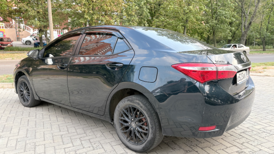 Продам автомобиль Toyota Corolla 2013 Донецк