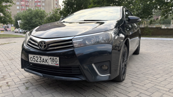 Продам автомобиль Toyota Corolla 2013 Донецк