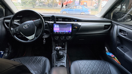 Продам автомобиль Toyota Corolla 2013 Донецк