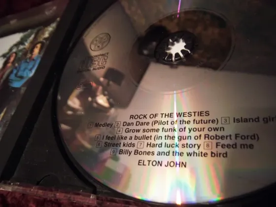 cd Elton John Rock of the Westies Макеевка