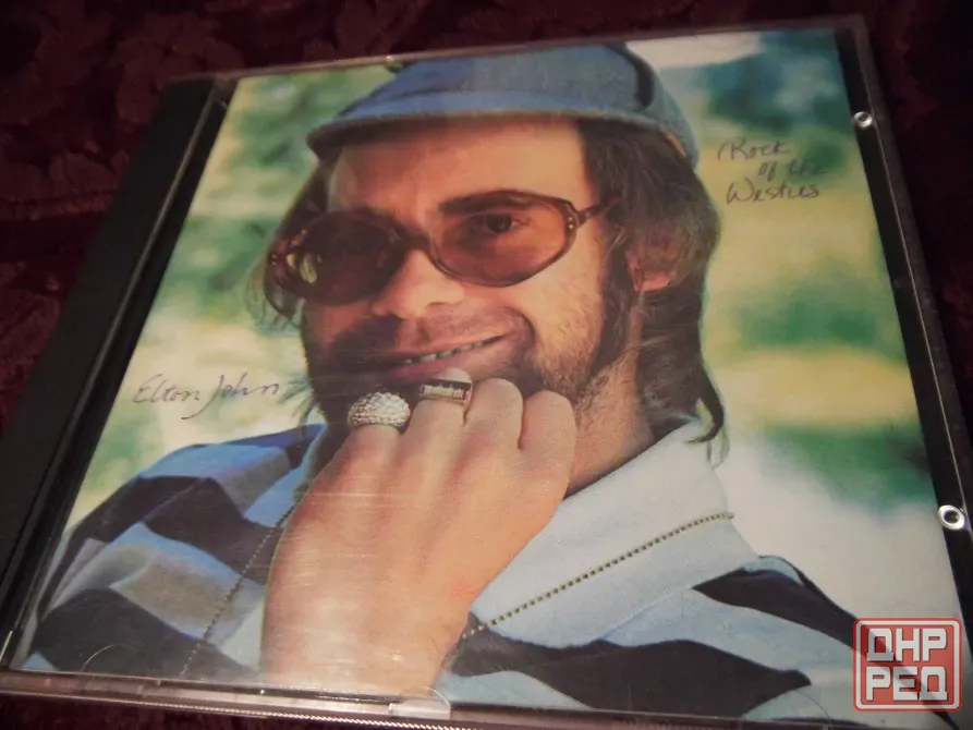 cd Elton John Rock of the Westies Макеевка - изображение 1