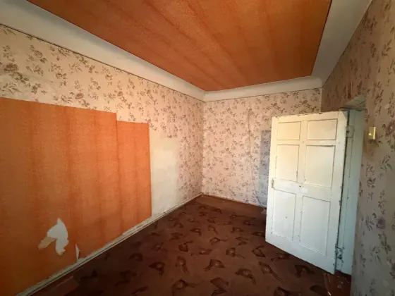 Продам 2-х ком. кв., 1/2 эт., 42.5 м.кв. - Макеевка, ул. Холмогоровская, 7 горбольница Макеевка