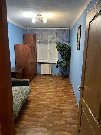 Сдаётся 3-х комнатная квартира в Ленинском районе Донецк