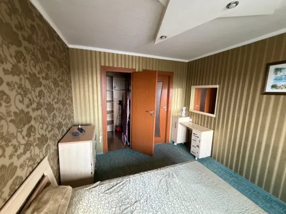 Продам 3-х комн. кв., 7/7 эт., 63 м.кв. - Макеевка-центр, ул. Московская Макеевка
