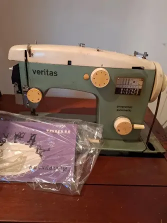 Продам механическую швейную машинку Veritas Донецк