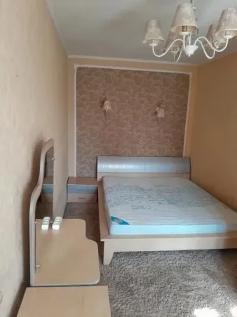 сдаю на долгий срок квартиру Донецк