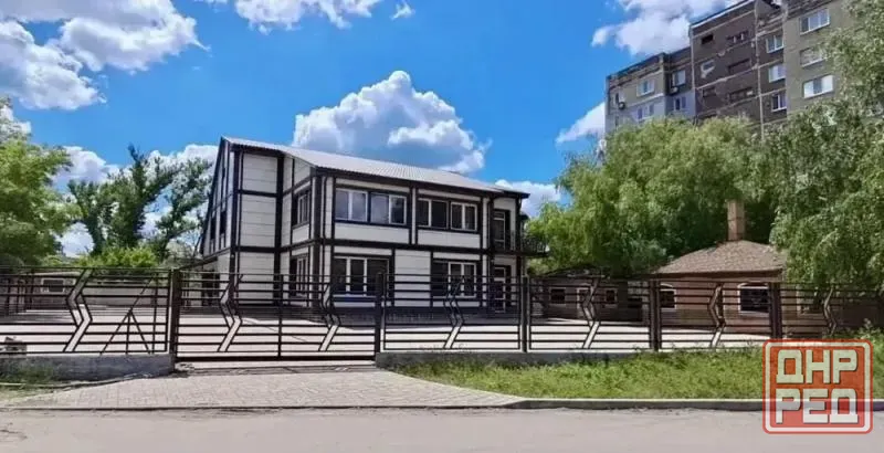 Сдается коммерческое 2-х этажное здание, ул. Акопяна, ориентир рынок "Зеленый" Макеевка - изображение 1
