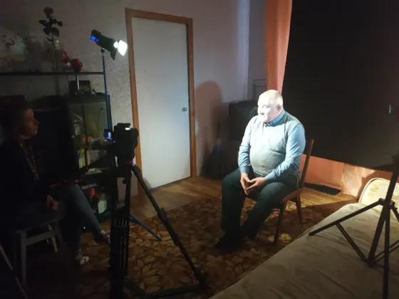 ищу сиделку для пожилого человека с проживанием в Севастополе Севастополь