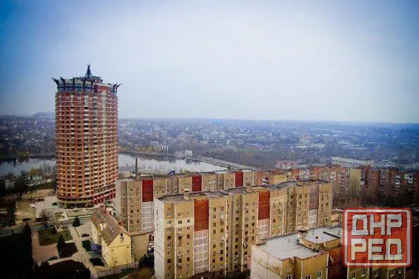 Продам 3х комн. квартиру, 157 кв. м., после строителей, жк Королевская башня Донецк - изображение 1