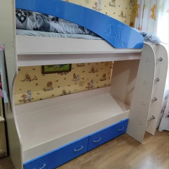Двухъярусная кровать Амвросиевка