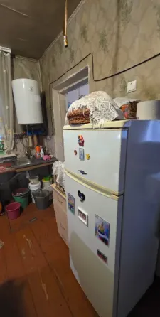 Небольшой дом с большим участком земли, ориентир Шахта 12/18, ул.Легендарная Донецк