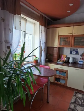 Продам 2х.комнатную квартиру в центре Ворошиловского района Донецк