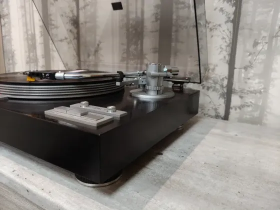 Проигрыватель винила "Yamaha" -YP-D7 Донецк