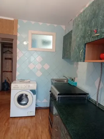 Сдам 2к.кв район кинотеатра "Савона" ул.Троицкая Мариуполь