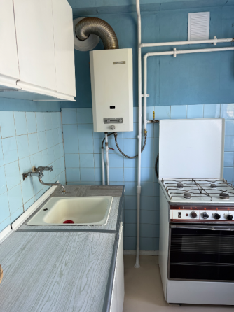 Продажа 2 ком.кв Бакинские Комиссары Донецк
