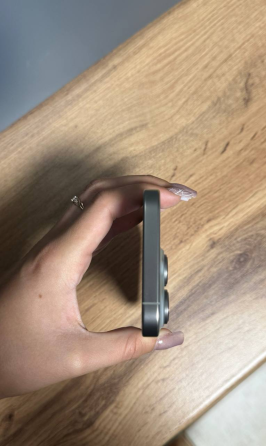 iphone 16 Pro Харцызск