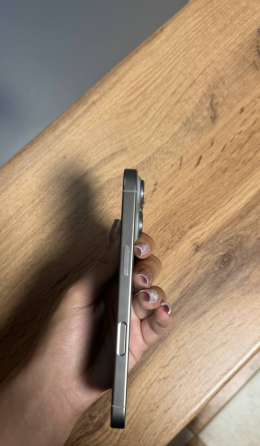 iphone 16 Pro Харцызск