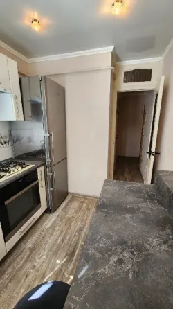 Сдается однушка в Пролетарском Районе Донецк