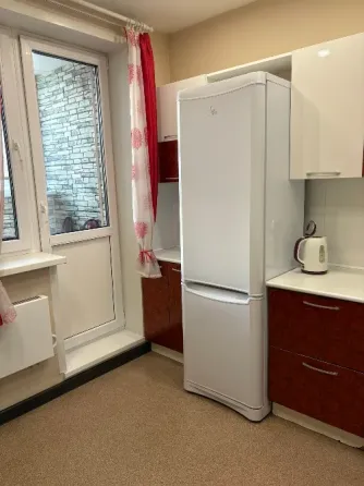 Сдается однушка в Ленинском Районе Донецк