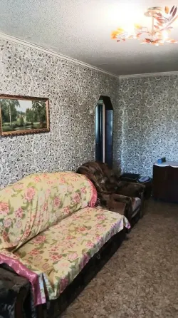Продам 3 комнатную квартиру Октябрьский Донецк