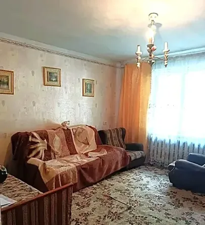 Продается 2 комнатная квартира парк Строитель Калининский р-н Донецк