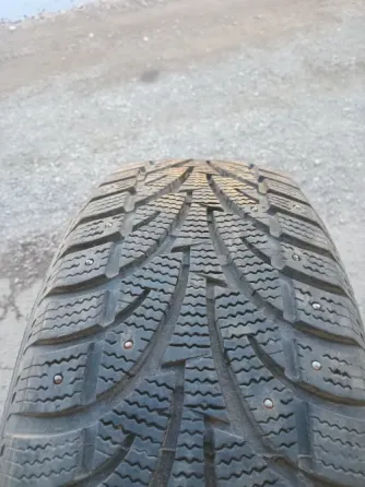 Продаю зимнюю резину 225 60 17 Донецк