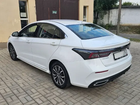 Продам Omoda S5 2024 год Макеевка