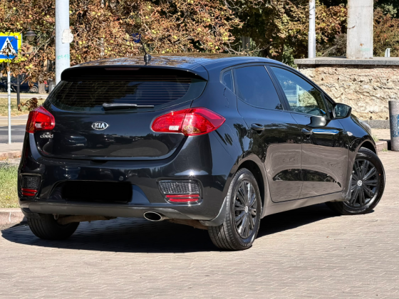 Продам авто Kia Ceed Донецк