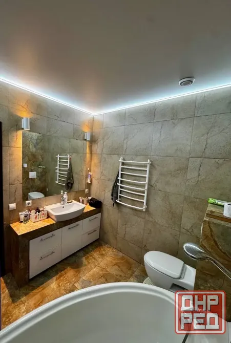 Продажа крупногабаритной 3х комнатной квартиры в Кировском районе г. Донецка, улица Гаргаева Донецк - изображение 8
