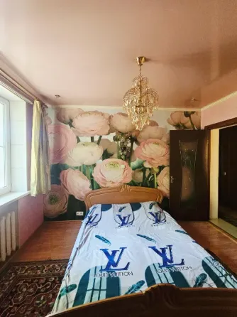 Продам 2х комн. квартиру 22 линия (детская больница) Макеевка