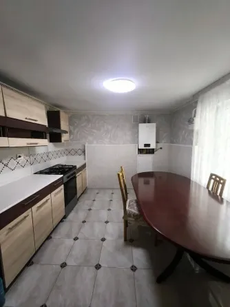 Дом с евроремонтом на Бакинских Донецк