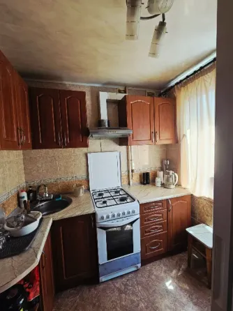 Продам 4х комн. квартиру кв-л "Гвардейский" Югорский парк Макеевка