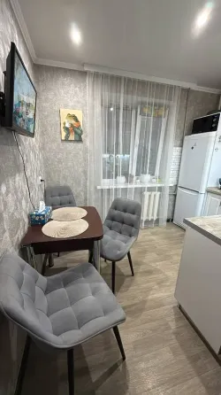 Продажа 1-комнатной квартиры с ремонтом в центре Червоногвардейского района Макеевки Макеевка