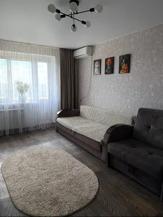 Продажа 1-комнатной квартиры с ремонтом в центре Червоногвардейского района Макеевки Макеевка