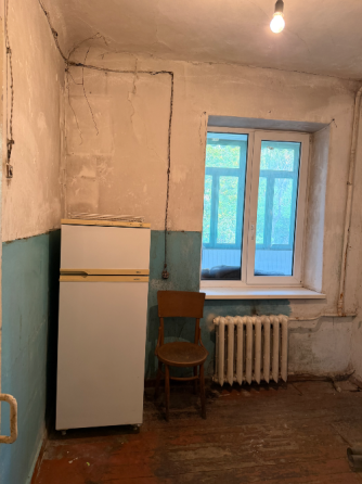 Продажа 2 комнатной квартиры Абакумова, сталинка Донецк