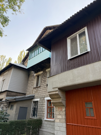 Продажа 2 комнатной квартиры Абакумова, сталинка Донецк