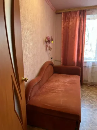 3-х ком кв м-н Зеленый Мирный этаж 2/9 Макеевка
