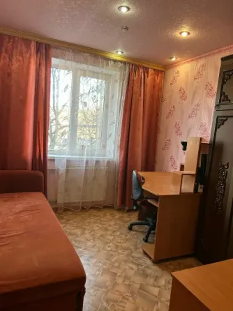 3-х ком кв м-н Зеленый Мирный этаж 2/9 Макеевка