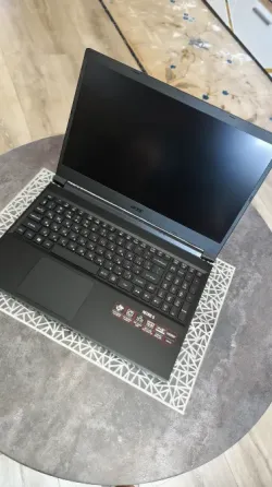 Игровой ноут Acer nitro, 1650-4Gb Макеевка