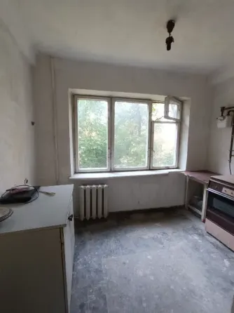 Продам 2-х комн кв-ру ул. Полоцкая/ Майский рынок под ремонт Донецк